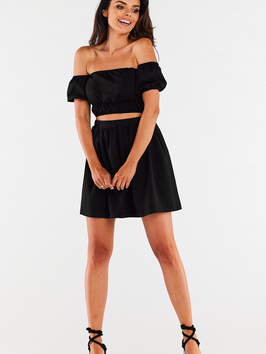 Short skirt model 215318 Infinite You