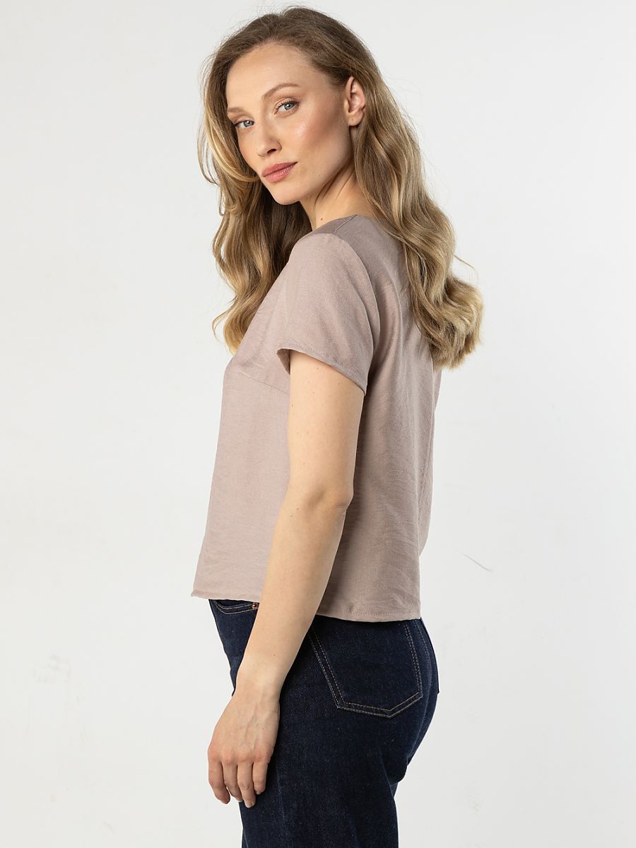 Blouse model 225337 awama