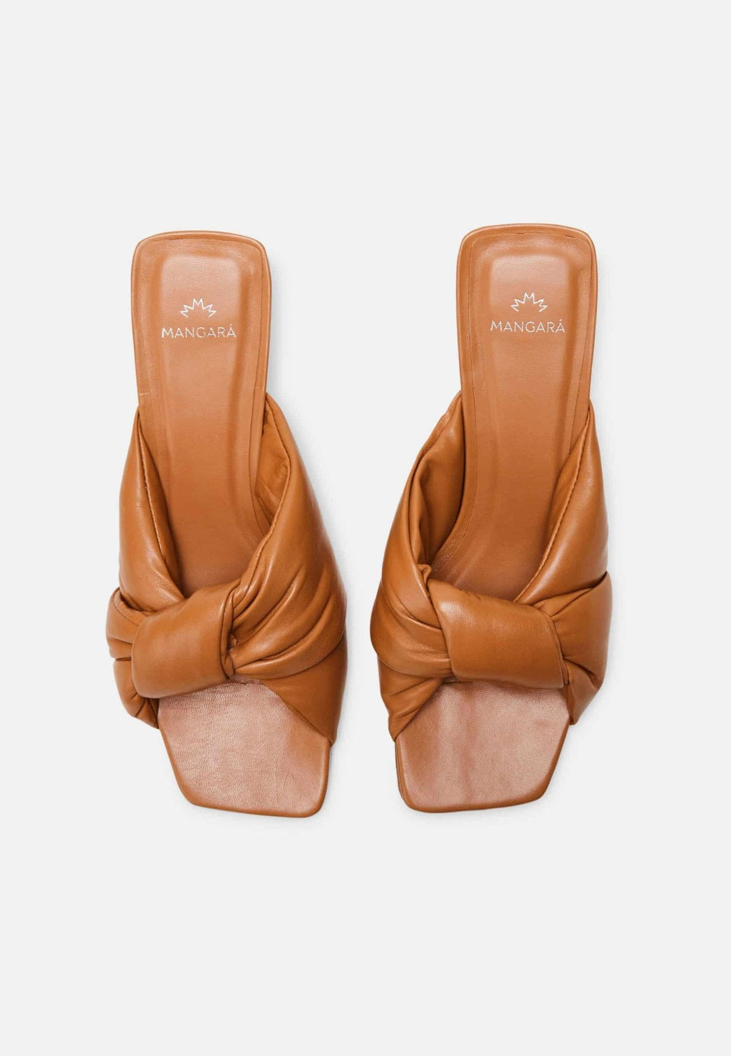 Carobá Caramel Leather Mules – 4.5cm Cylindrical Block Heel