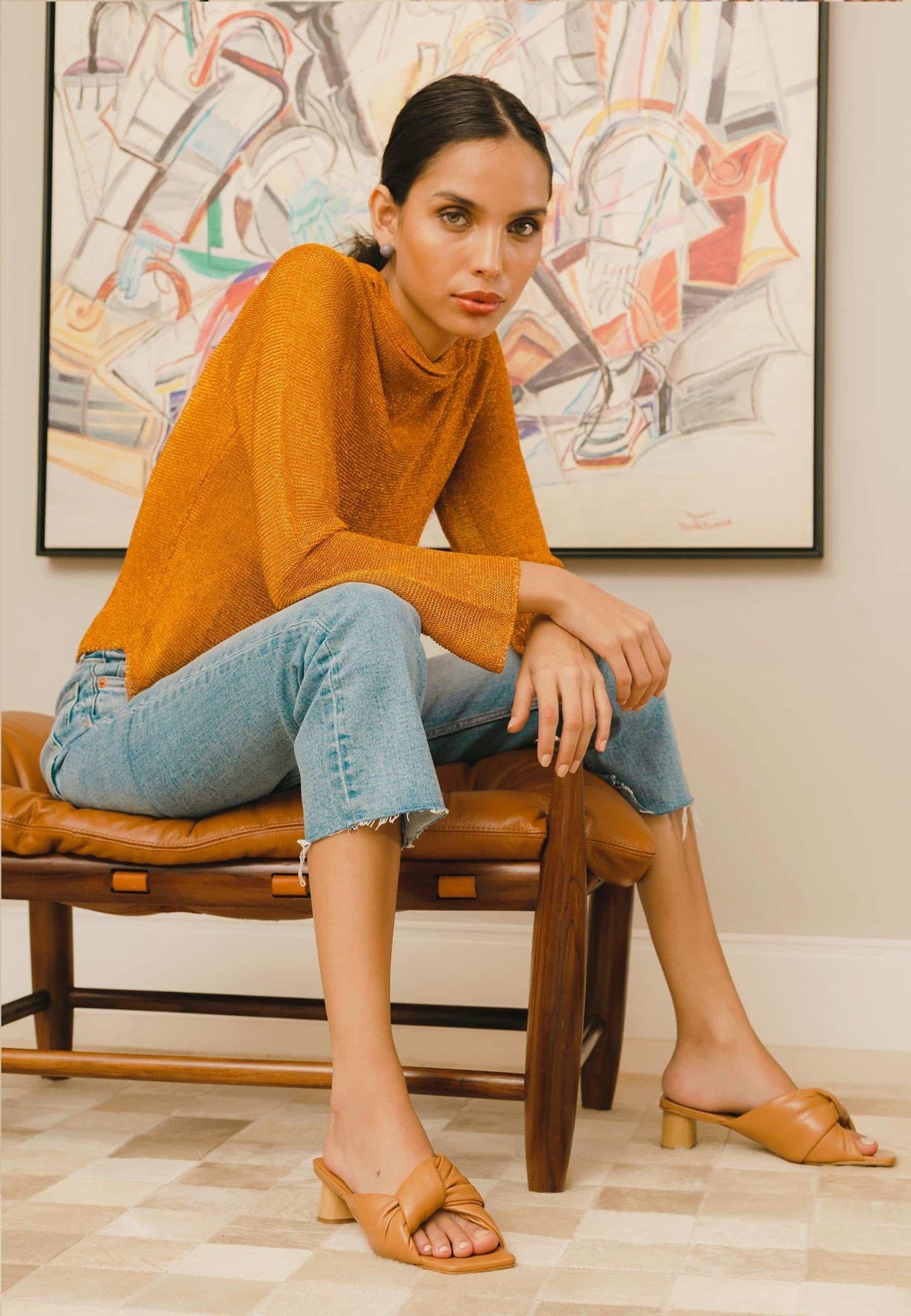 Carobá Caramel Leather Mules – 4.5cm Cylindrical Block Heel
